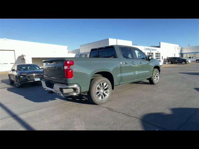 2025 Chevrolet Silverado 1500 LT