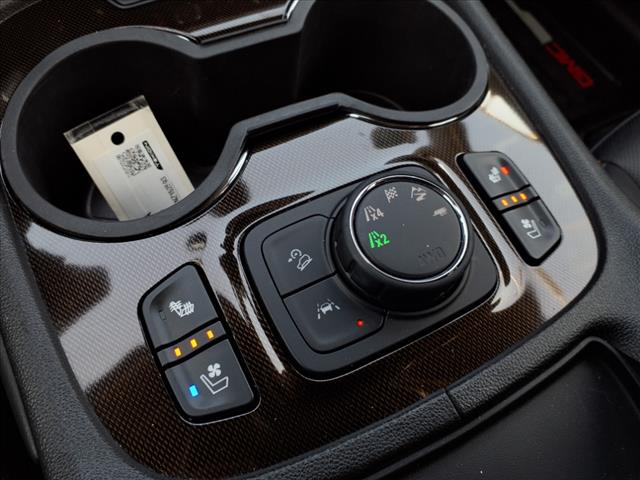 2022 GMC Acadia AT4