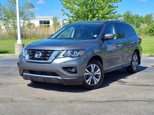 2020 Nissan Pathfinder S