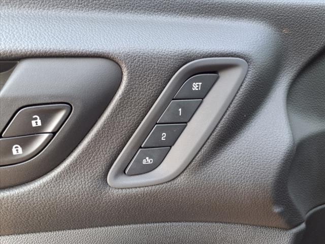 2022 GMC Acadia AT4