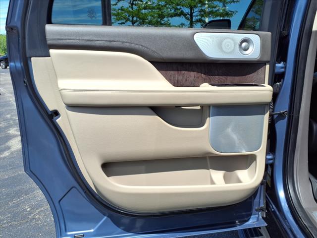 2022 Lincoln Navigator L Reserve