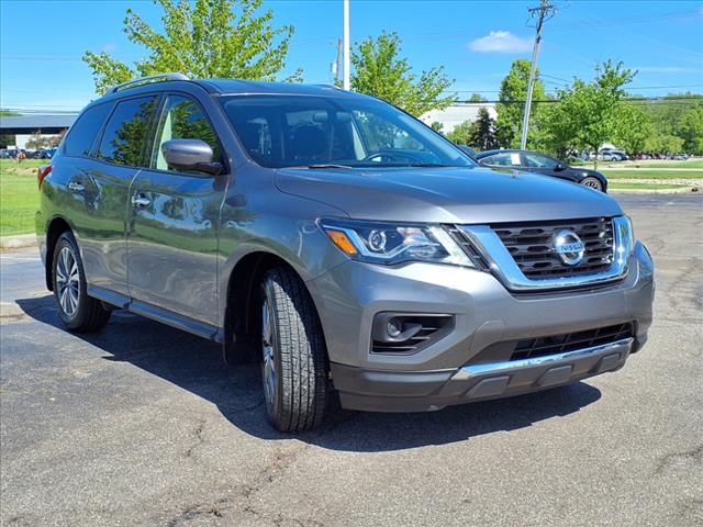 2020 Nissan Pathfinder S