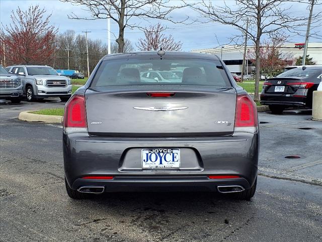2018 Chrysler 300 S