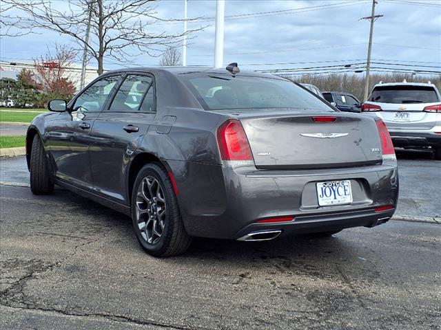 2018 Chrysler 300 S