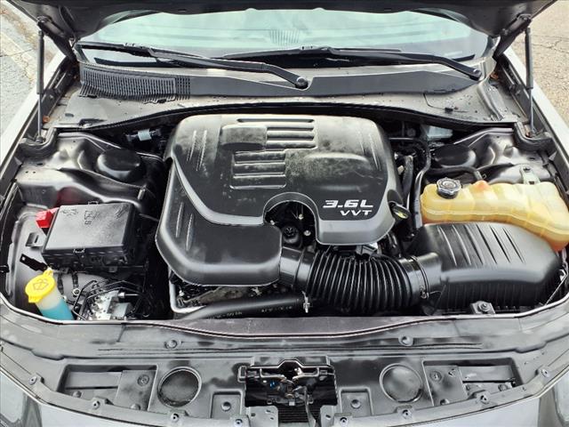 2018 Chrysler 300 S