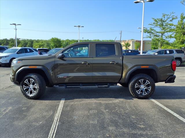 2023 GMC Canyon AT4