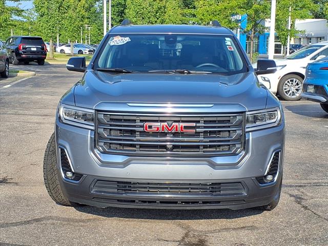 2022 GMC Acadia AT4