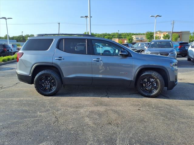 2022 GMC Acadia AT4