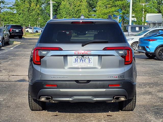 2022 GMC Acadia AT4