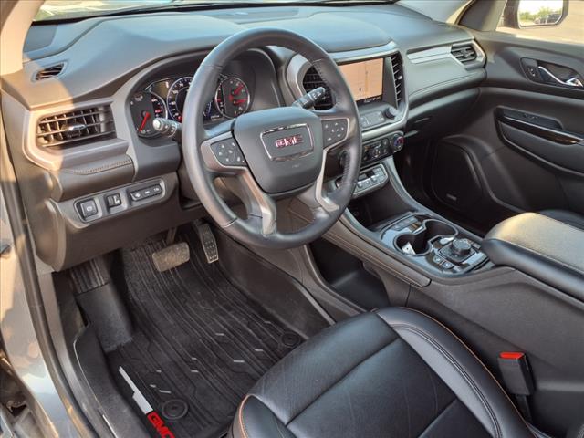 2022 GMC Acadia AT4