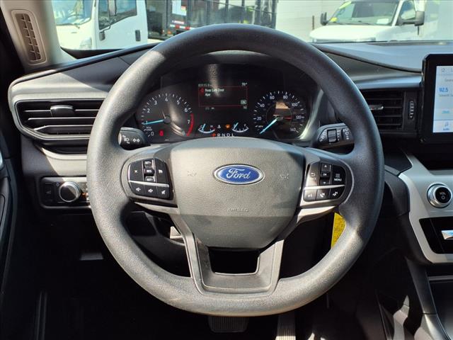 2022 Ford Explorer Base