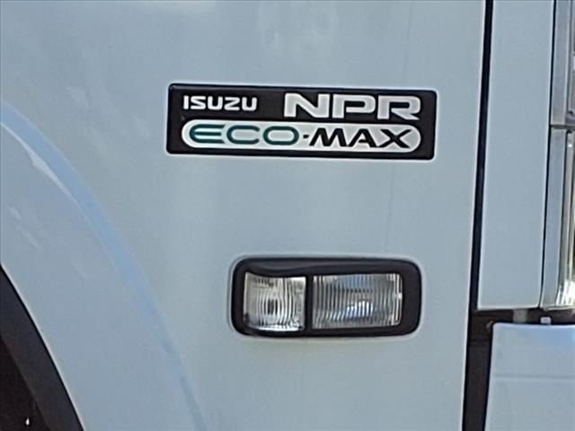 2015 Isuzu box box