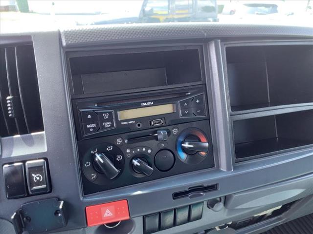 2015 Isuzu box box