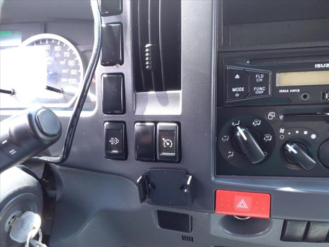 2015 Isuzu box box