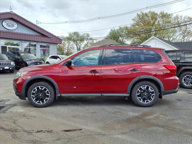2020 Nissan Pathfinder SV