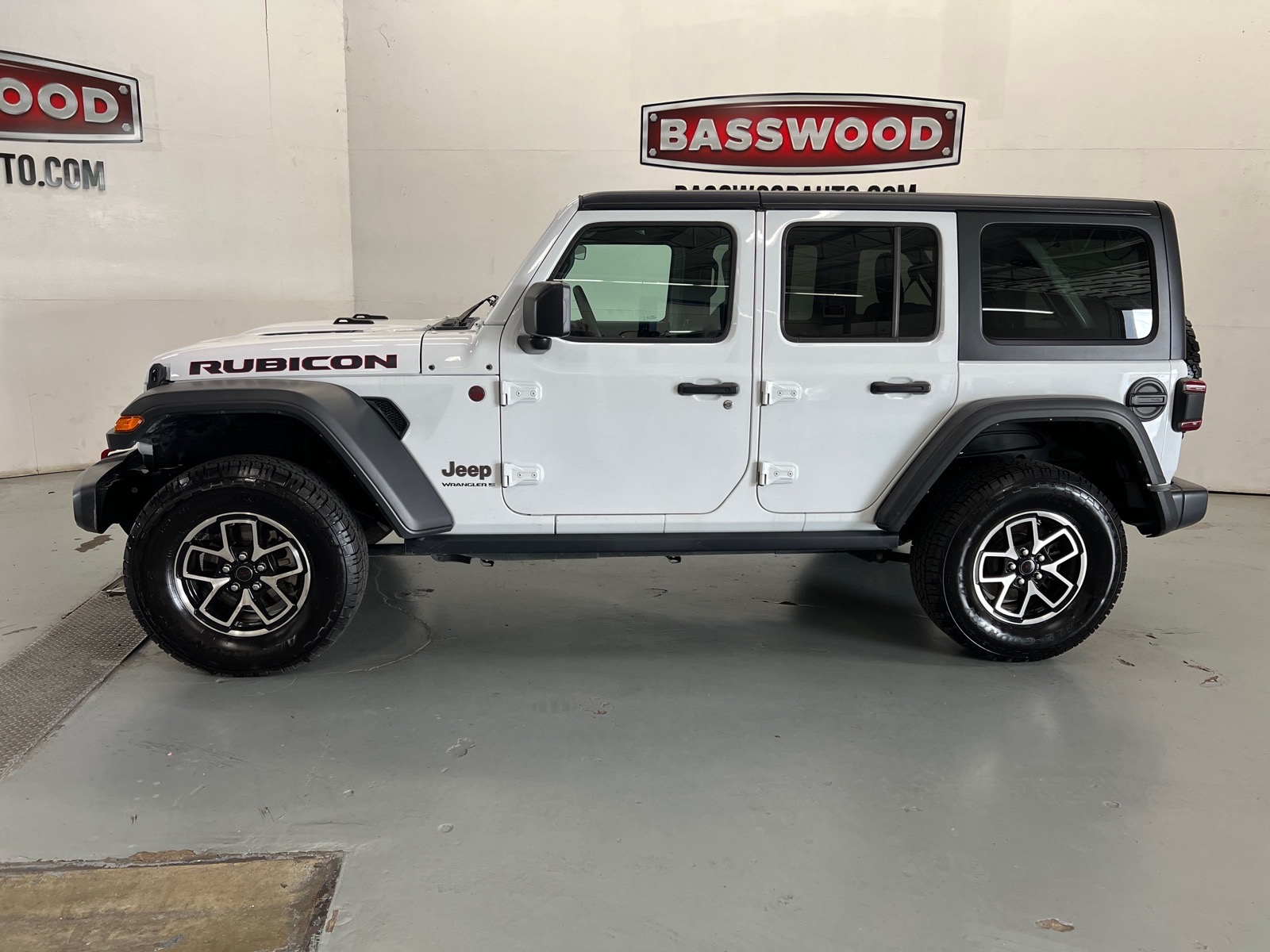 2024 Jeep Wrangler Rubicon 4-Door 4WD
