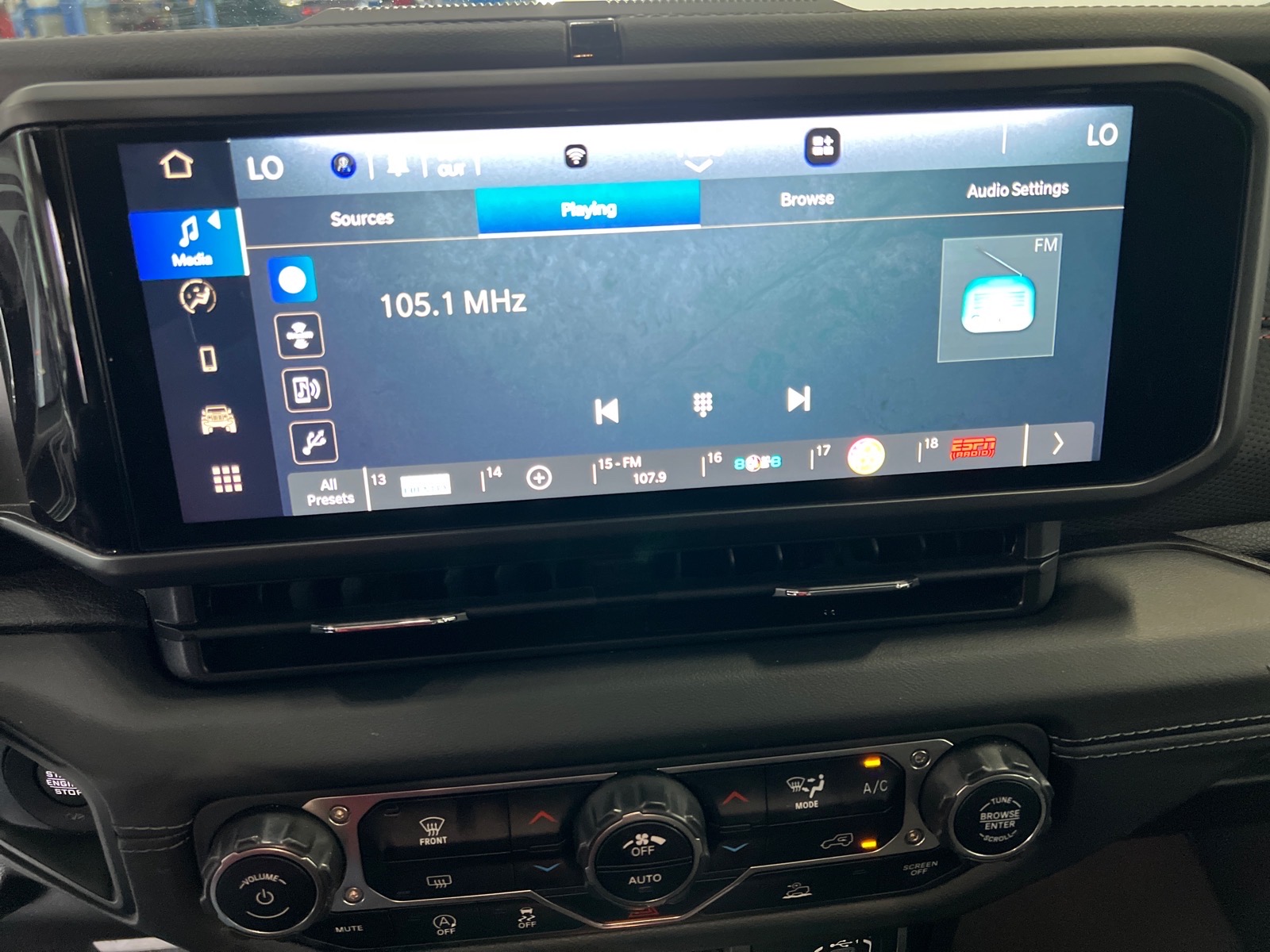 View vehicle photo 5