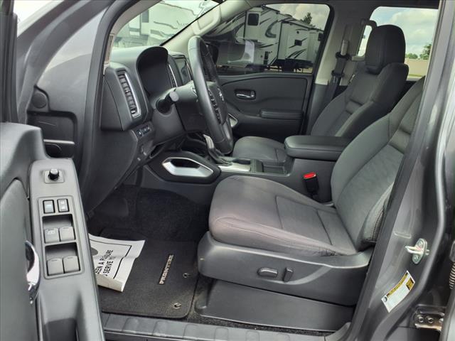 2024 Nissan Frontier SV - Photo 11