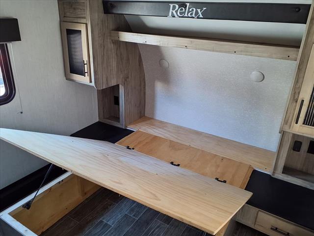 2021 Forest River Artic Wolf  - Photo 11