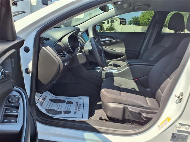 2021 Chevrolet Malibu LS - Photo 12