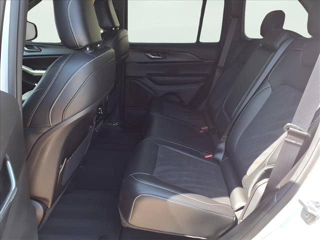 2024 Jeep Grand Cherokee Altitude - Photo 13