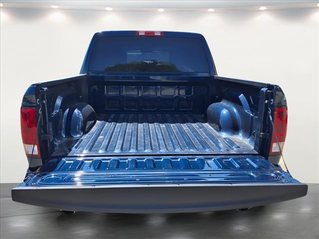 2024 RAM 1500 Classic Tradesman - Photo 14