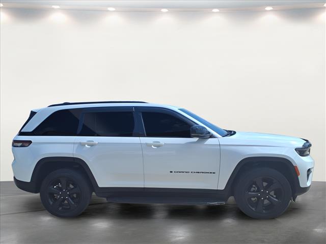 2024 Jeep Grand Cherokee Altitude - Photo 2