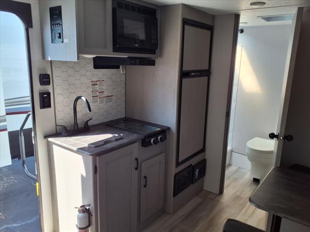 2023 Forest River Viking 18FQ  - Photo 4