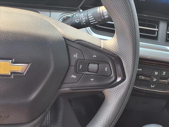2024 Chevrolet Trax LT - Photo 6