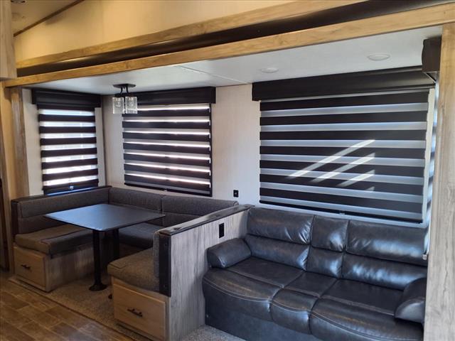 2021 Forest River Artic Wolf  - Photo 7