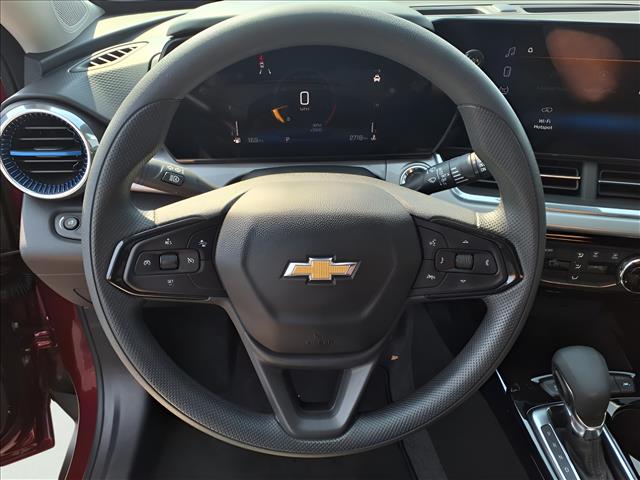 2024 Chevrolet Trax LT - Photo 7