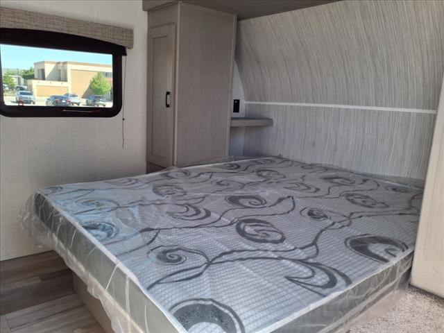 2023 Forest River Viking 18FQ  - Photo 8