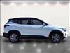 2023 Kia Seltos S - thumbnail 2