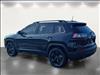 2023 Jeep Cherokee Altitude Lux - thumbnail 3