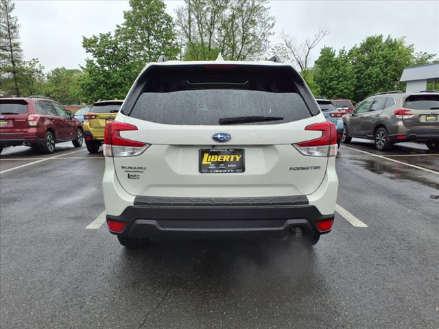 2022 Subaru Forester Premium