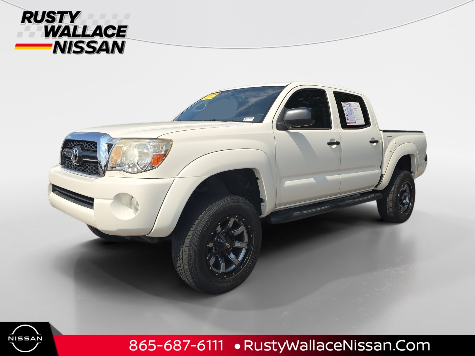 Super White 040 2011 Toyota Tacoma Pickup Truck 4X2 5-Speed Automatic