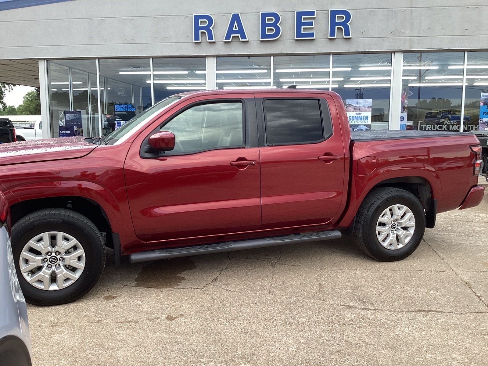 2022 Nissan Frontier SV Crew Cab 4WD