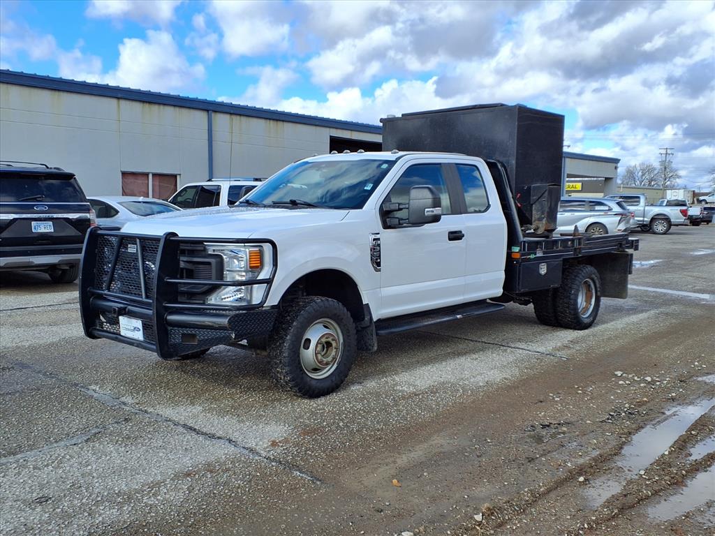 2020 Ford F-350 Super Duty Chassis XL SuperCab DRW 4WD