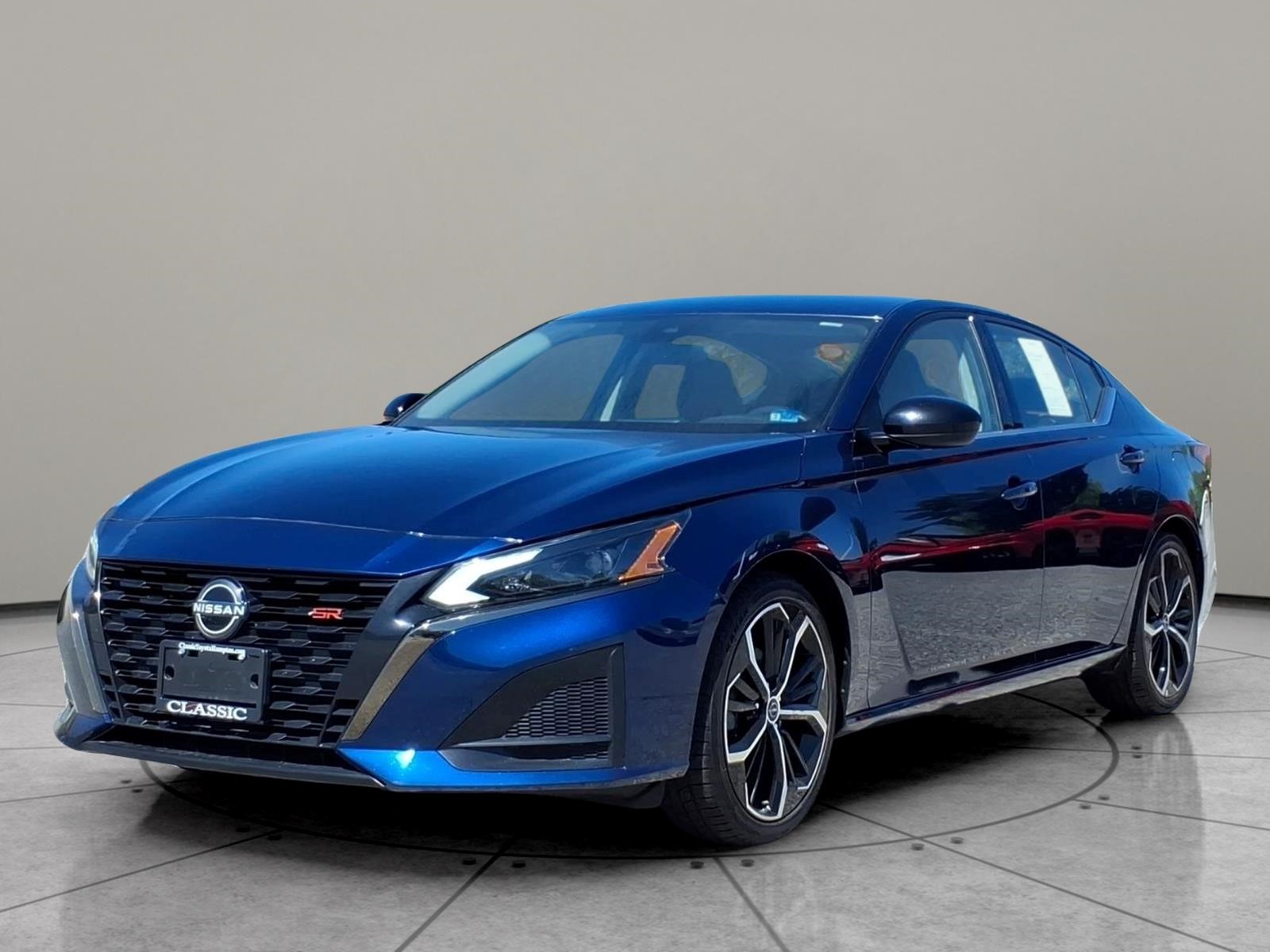 Deep Blue Pearl 2024 Nissan Altima 2.5 SR FWD Sedan Front-Wheel Drive Continuously Variable Transmission