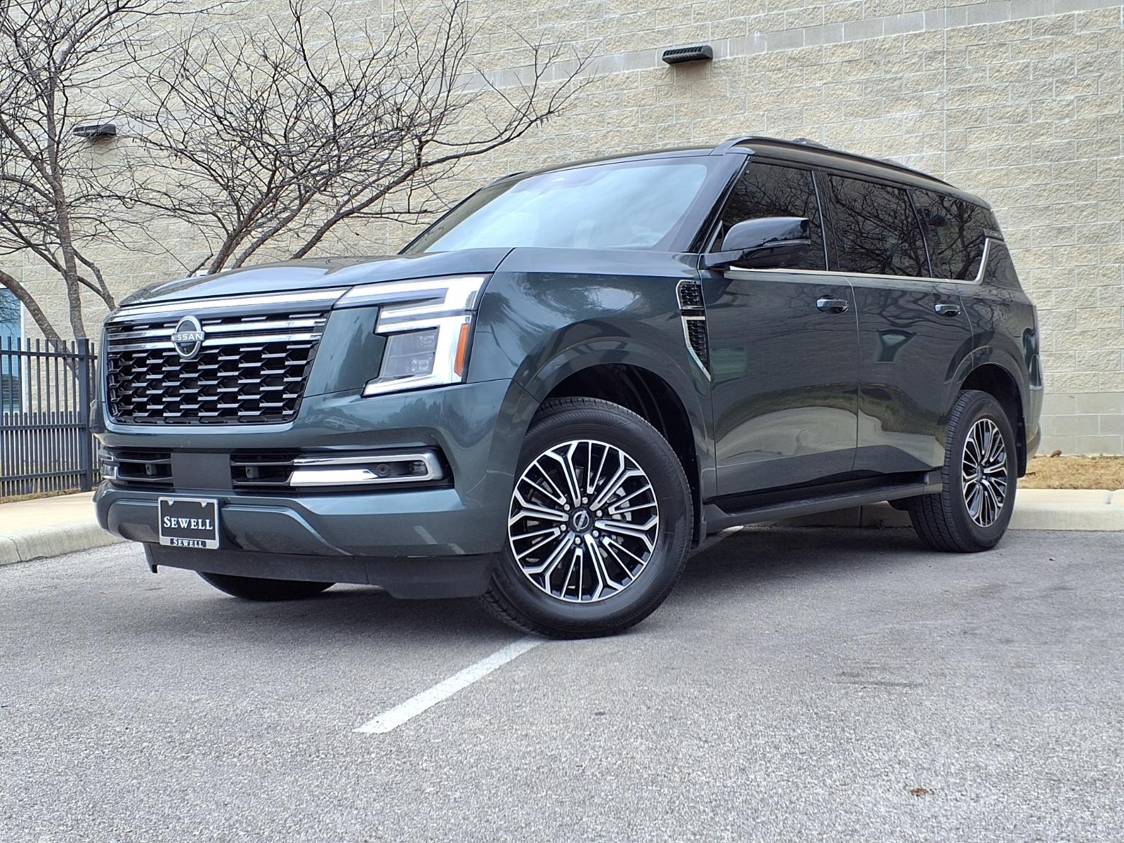 2025 Nissan Armada Platinum