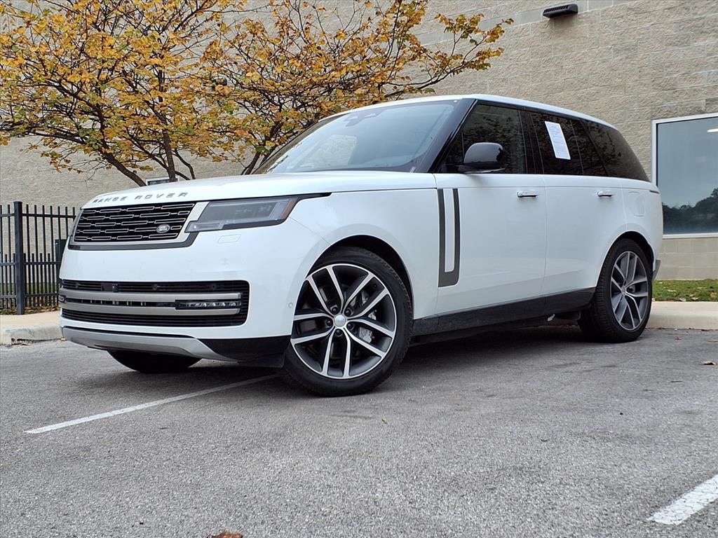 2025 Land Rover Range Rover P550e SE