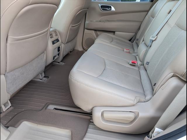 2014 Nissan Pathfinder Platinum