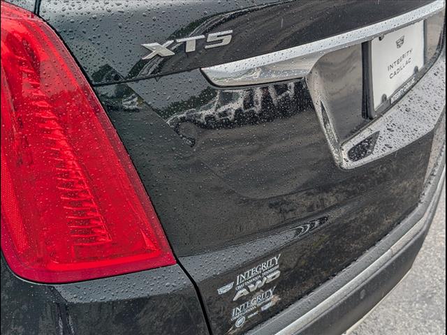 2017 Cadillac XT5 Platinum