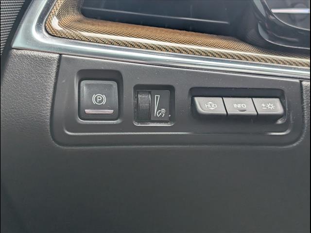 2017 Cadillac XT5 Platinum