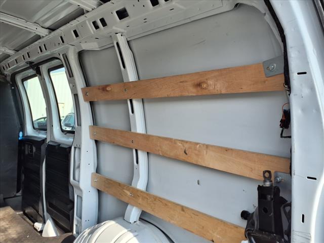 2023 Chevrolet Express 2500