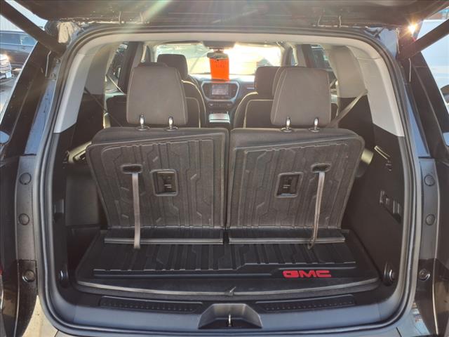 2022 GMC Acadia SLE