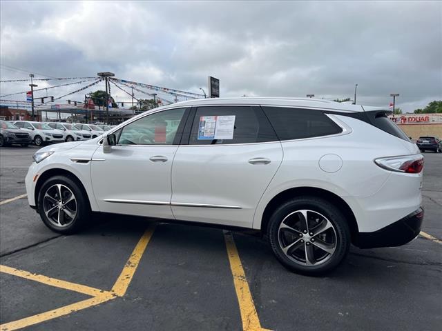 2022 Buick Enclave Essence