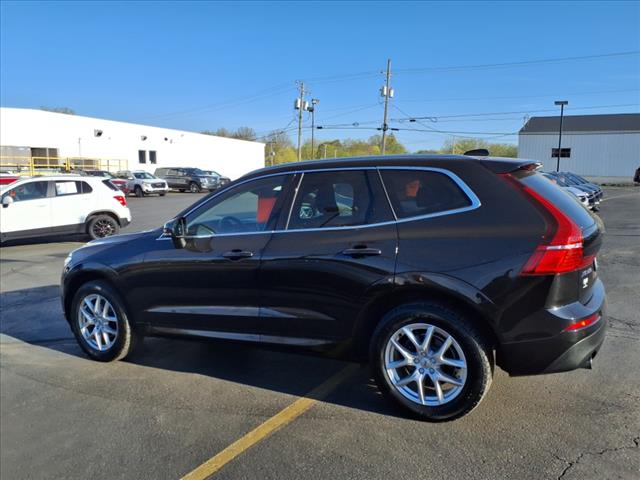 2021 Volvo XC60 T5 Momentum
