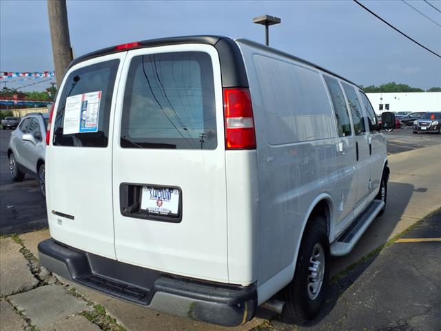 2023 Chevrolet Express 2500