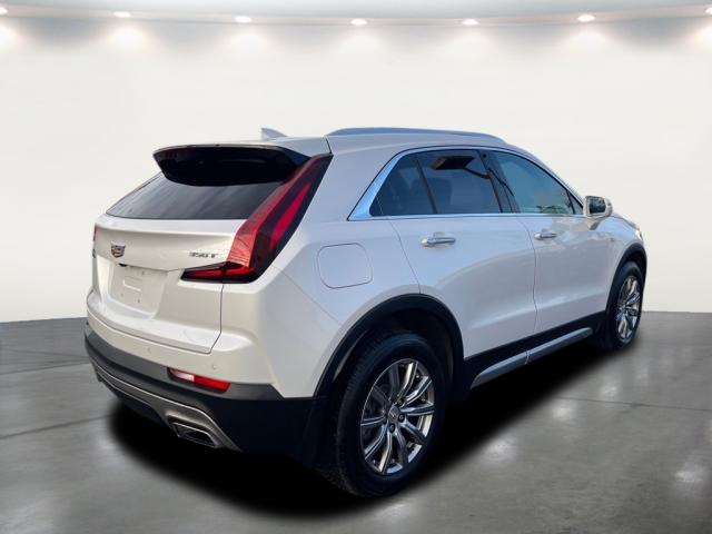 2021 Cadillac XT4 Premium Luxury